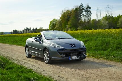 Peugeot 207 145.240 km 3.300 € Hohenstein 65329
