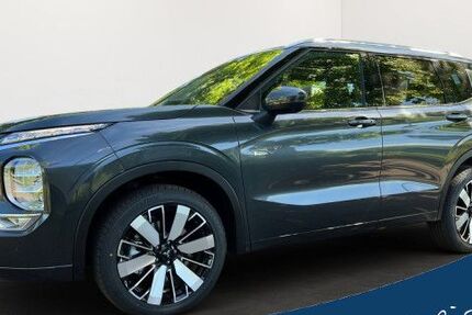 Mitsubishi Plug-in Hybrid Outlander 3.000 km 53.990 € Kiel 24119