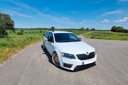 Skoda Octavia 127.250 km 23.499 &euro; Östringen 76684