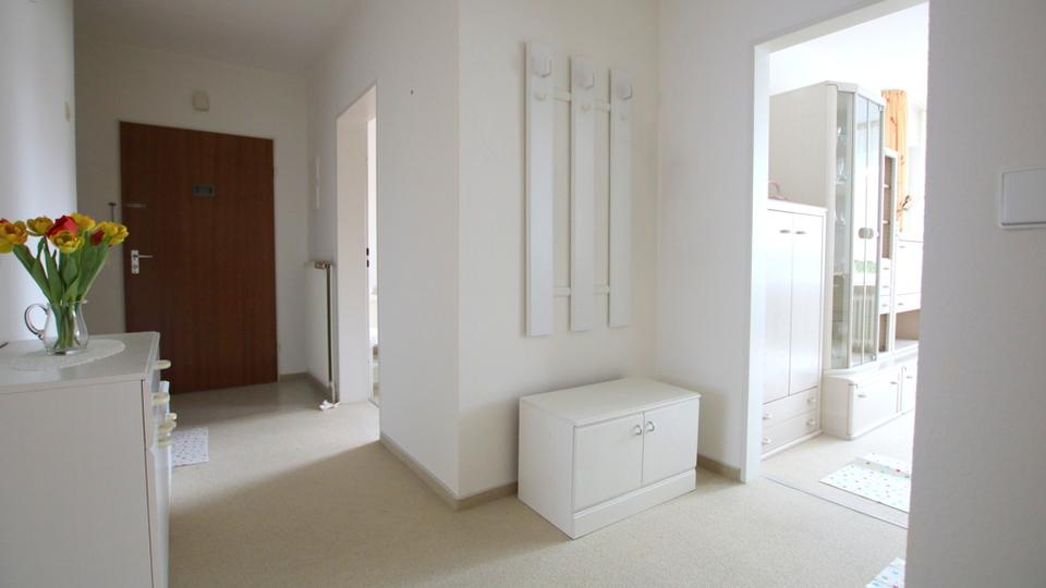 Etagenwohnung Bad Zwischenahn - 3 Zimmer, 79 m&sup2;, 650&euro; | Angebot:26679156