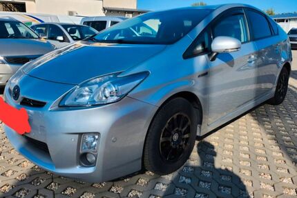 Toyota Prius 140.000 km 13.999 &euro; Frankfurt am Main 65931