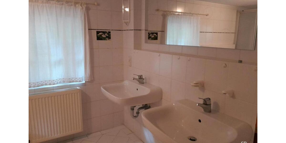 Einfamilienhaus Leopoldshöhe - 5 Zimmer, 140 m&sup2;, 350.000&euro; | Angebot:27126213