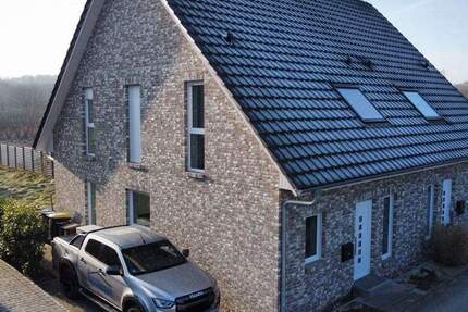 Haus Scharbeutz - 4 Zimmer, 113 m&sup2;, 1.900&euro; | Angebot:25475985