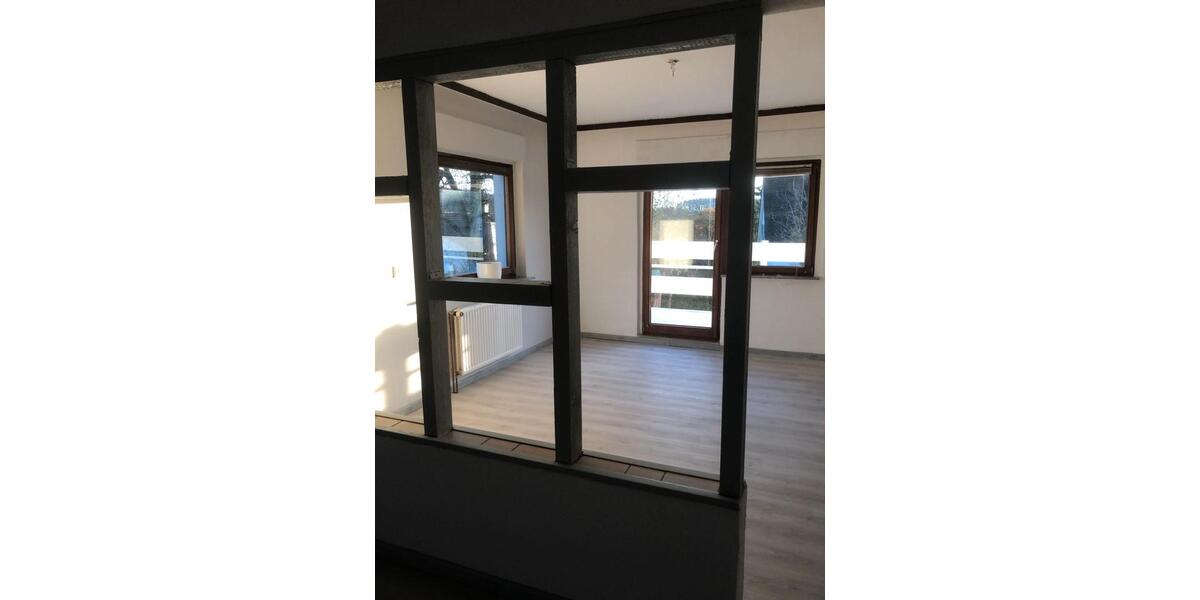 Mehrfamilienhaus, Wohnhaus Lohra - 7 Zimmer, 150 m&sup2;, 1.150&euro; | Angebot:26412421