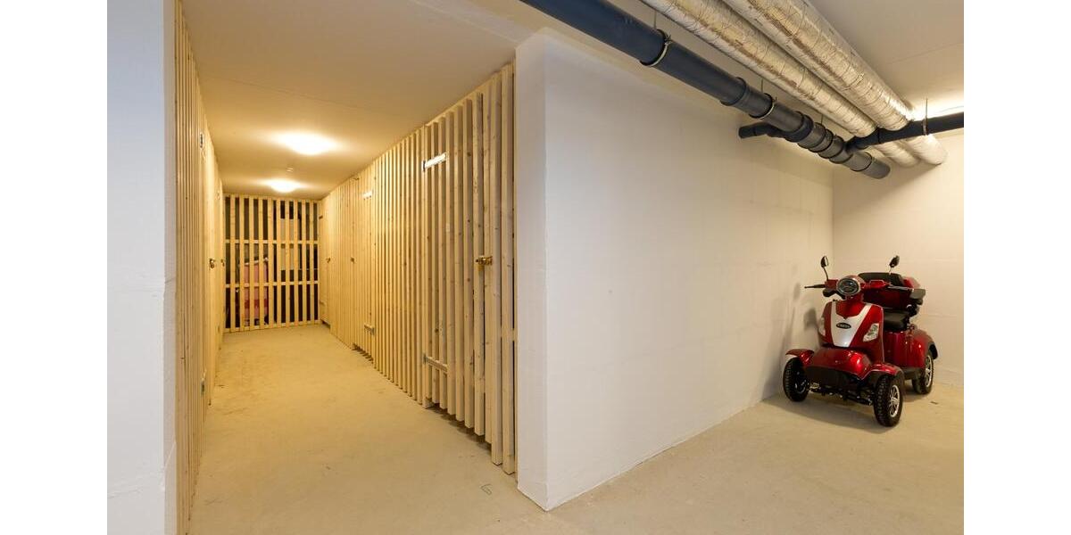 Etagenwohnung Waren (Müritz) - 3 Zimmer, 125 m&sup2;, 1.996&euro; | Angebot:24768300