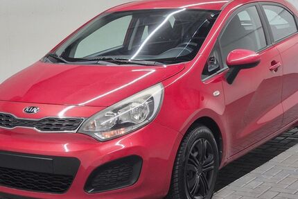 Kia Rio 288.540 km 2.980 &euro; Langenweddingen 39171