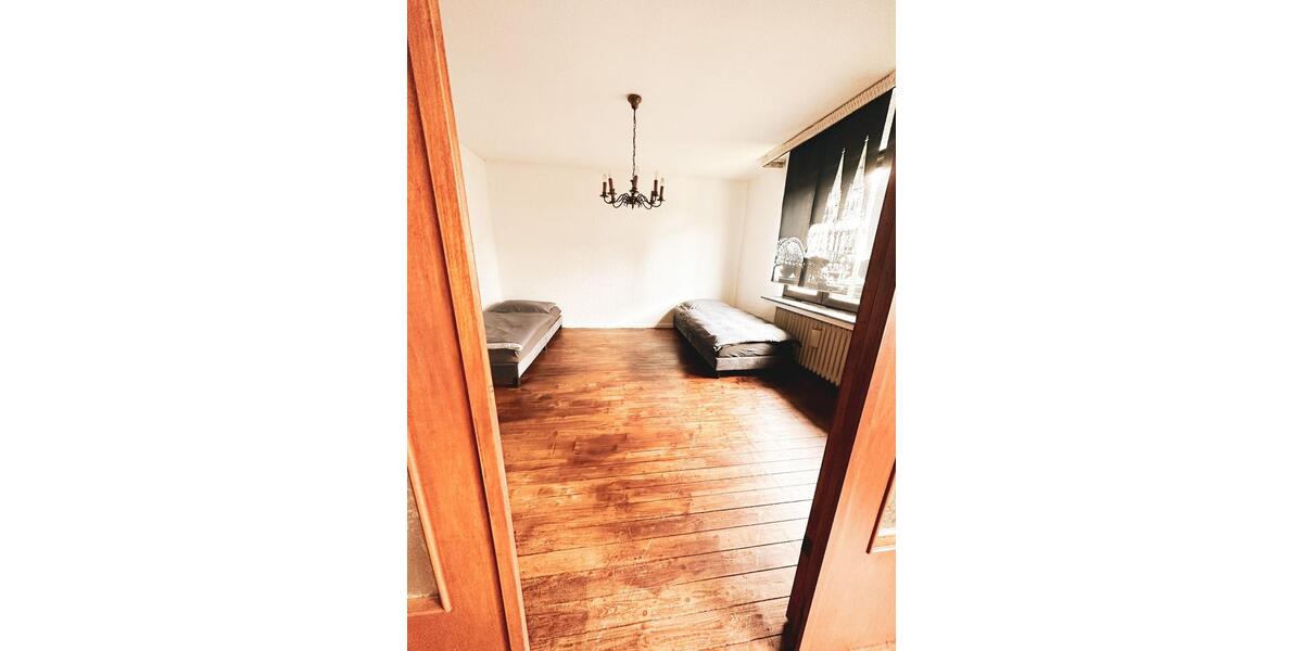 Einfamilienhaus Troisdorf Altenrath - 7 Zimmer, 120 m&sup2;, 2.000&euro; | Angebot:25545217