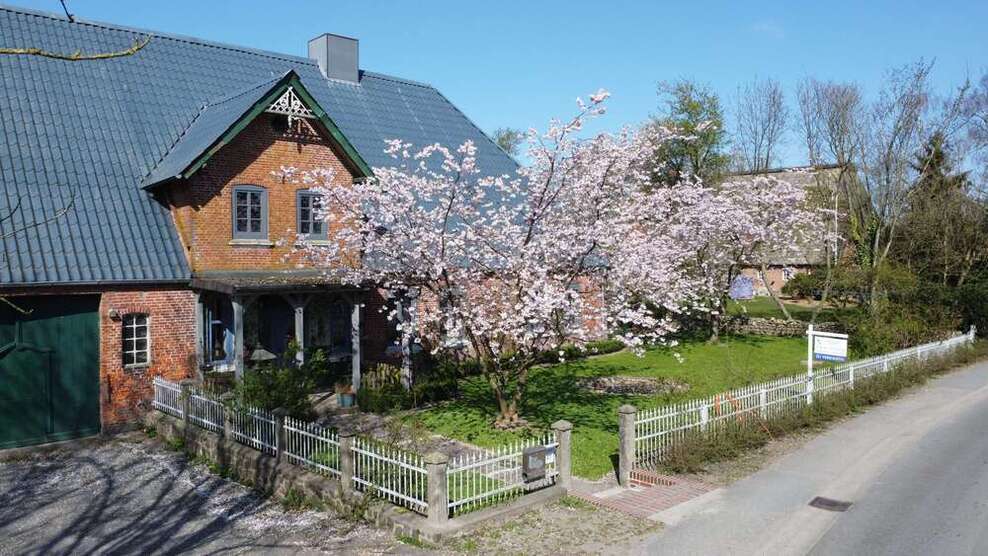 Haus zum Kaufen in Drage 217.000 € 150 m²
