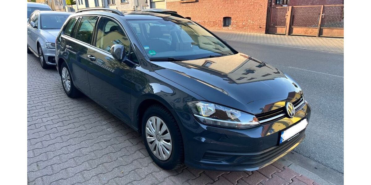 VW Golf 69.000 km 12.900 &euro; Frankfurt 65931