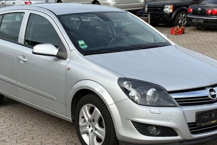 Opel Astra 31.700 km 6.950 &euro; Bornheim 53332