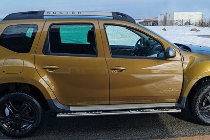 Dacia Duster 86.000 km 8.600 &euro; Effelder 37359