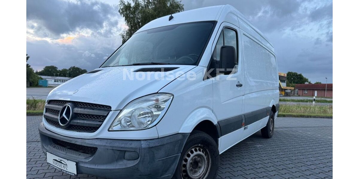 Mercedes-Benz Sprinter 137.000 km 9.500 &euro; Esens 26427