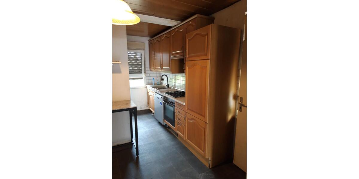 Einfamilienhaus Völklingen - 7 Zimmer, 120 m&sup2;, 85.000&euro; | Angebot:27135159