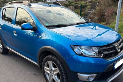 Dacia Sandero 94.000 km 5.700 &euro; Erfurt 99092