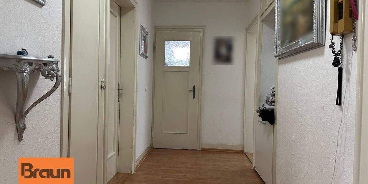 Mehrfamilienhaus, Wohnhaus Villingen-Schwenningen Schwenningen - 9 Zimmer, 214 m&sup2;, 390.000&euro; | Angebot:25862753