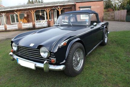 Triumph TR5