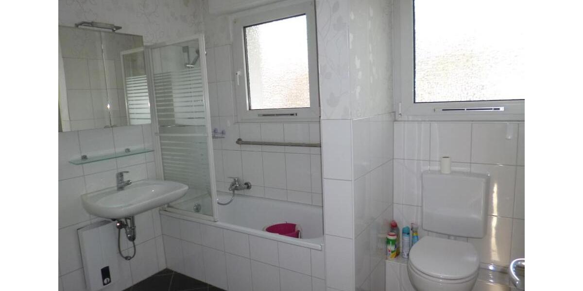Erdgeschoßwohnung Duisburg Walsum - 4 Zimmer, 84 m&sup2;, 729&euro; | Angebot:26646852