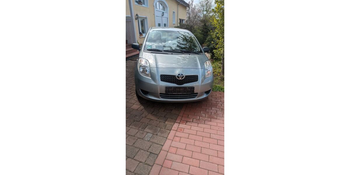 Toyota Yaris 131.130 km 3.650 &euro; Linden 57629