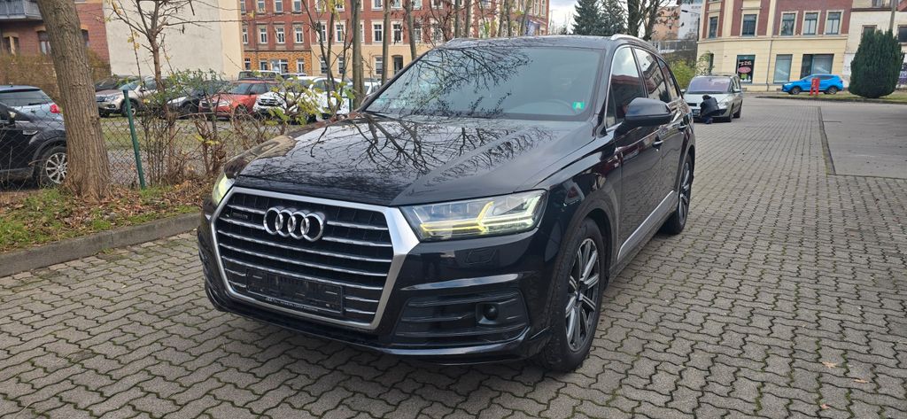 Audi Q7 210.000 km 21.900 € Chemnitz 09116