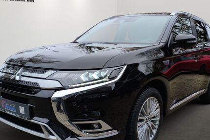 Mitsubishi Plug-in Hybrid Outlander 54.650 km 25.990 € Celle 29227