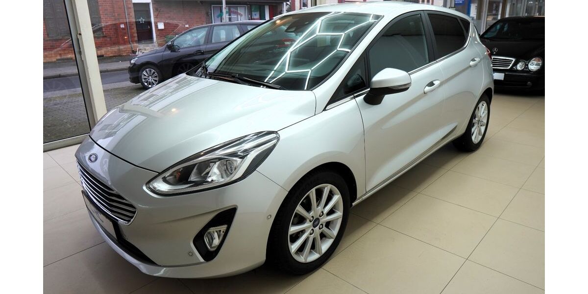 Ford Fiesta 100.000 km 12.490 &euro; Ransbach-Baumbach 56235