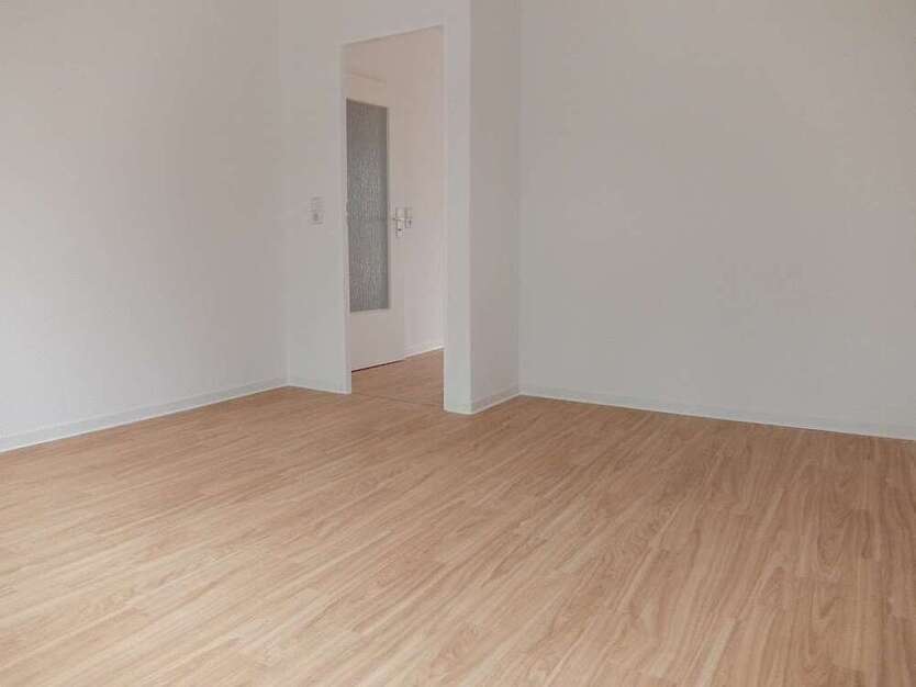 Wohnung zum Mieten in Chemnitz 260 € 49.18 m²