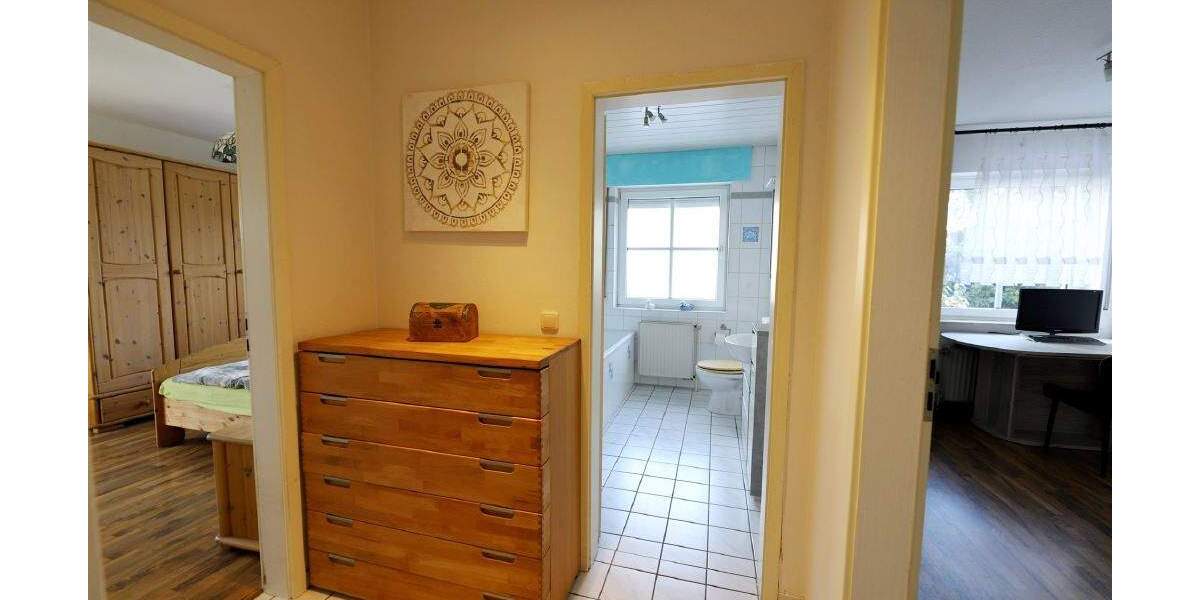 Etagenwohnung Lage Waddenhausen - 3 Zimmer, 85 m&sup2;, 160.000&euro; | Angebot:24608152