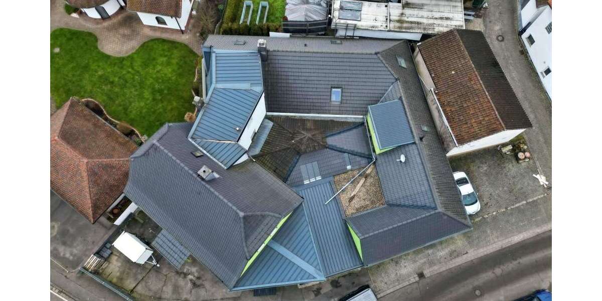 Einfamilienhaus Billigheim-Ingenheim Ingenheim - 12 Zimmer, 348 m&sup2;, 575.000&euro; | Angebot:25891833