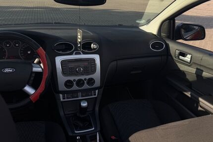 Ford Focus 111.000 km 4.500 &euro; Halle (Saale) 06132