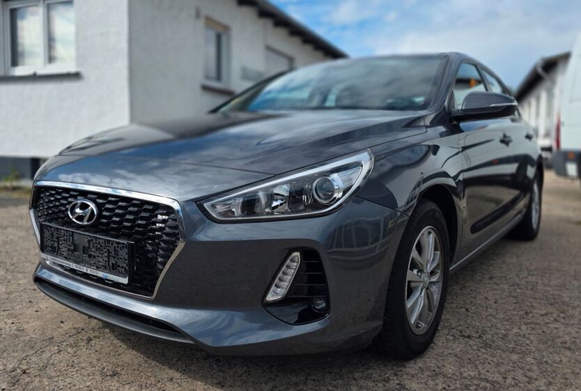 Hyundai i30 52.000 km 11.999 € Hainburg 63512