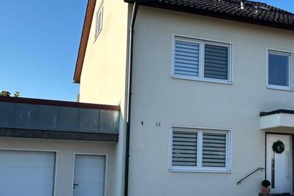 Neu renovierte Doppelhaushälfte in Straubing-Ittling zimmer