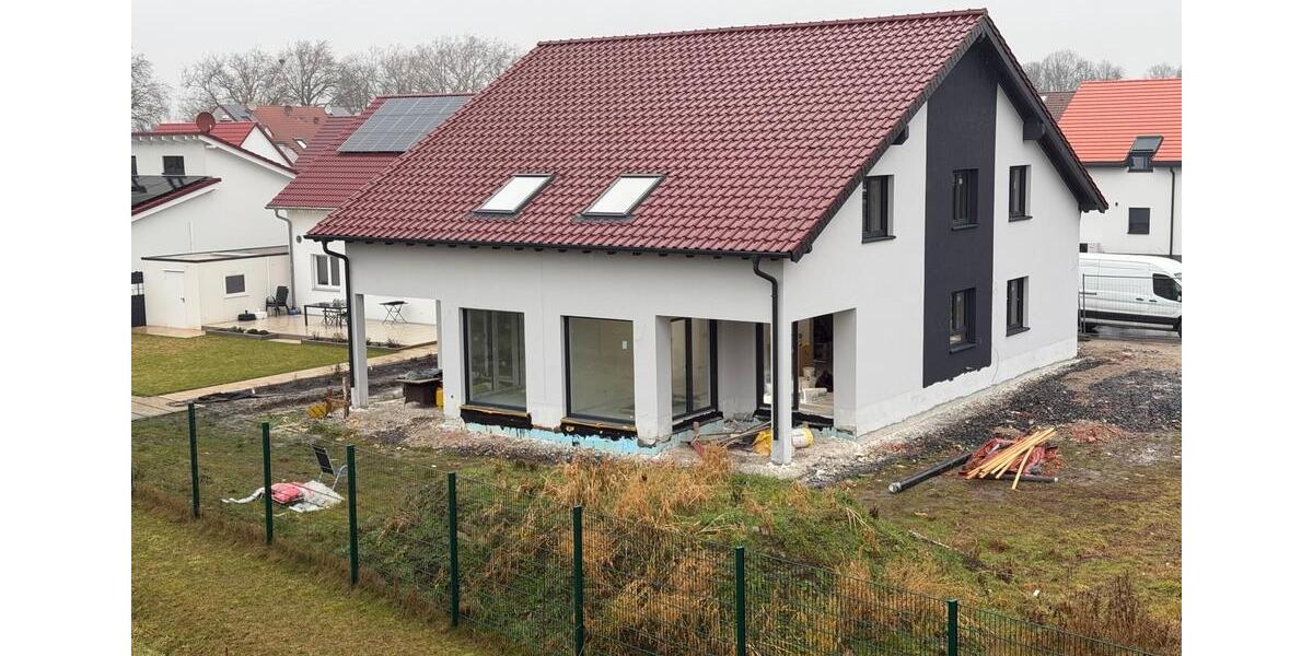 Doppelhaushälfte Lünen - 5 Zimmer, 140 m&sup2;, 1.990&euro; | Angebot:24987610