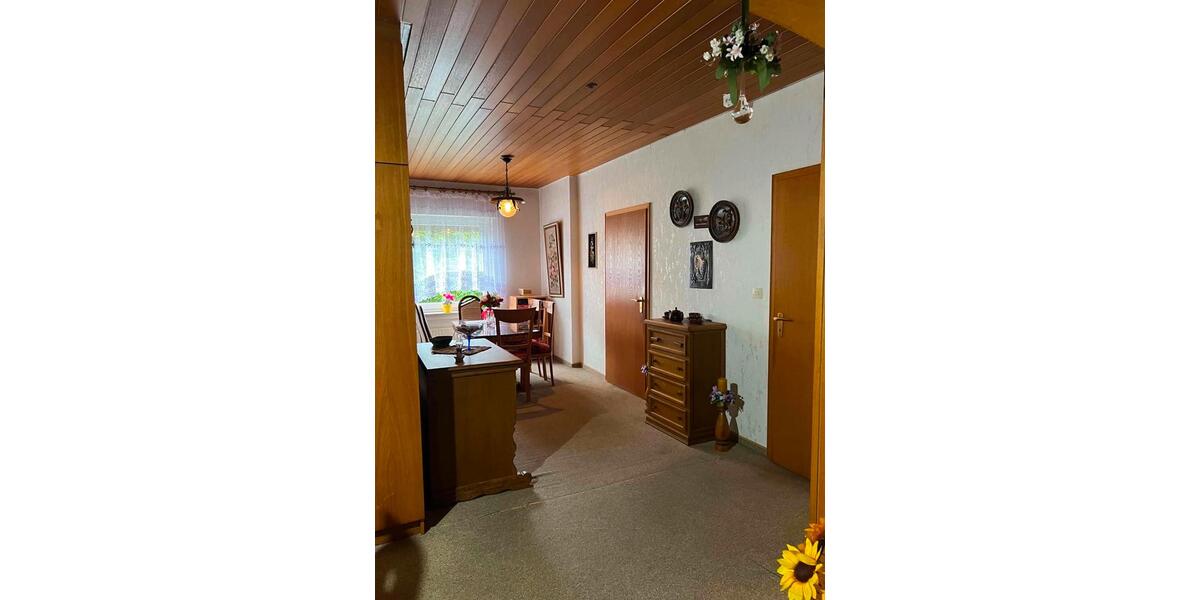 Einfamilienhaus Melle - 7 Zimmer, 270 m&sup2;, 300.000&euro; | Angebot:26978063