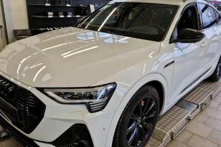 Audi e-tron 29.900 km 40.980 &euro; Balingen 72336