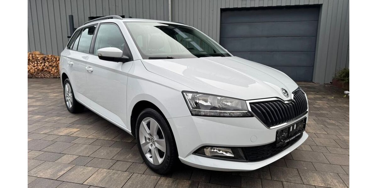 Skoda Fabia 90.594 km 13.880 &euro; Wertheim 97877