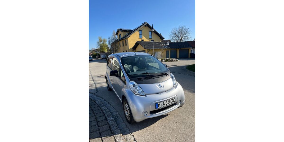 Peugeot iOn 64.000 km 4.490 &euro; Brunnthal 85649