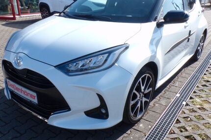 Toyota Yaris 15.728 km 18.990 &euro; Suhl 98529