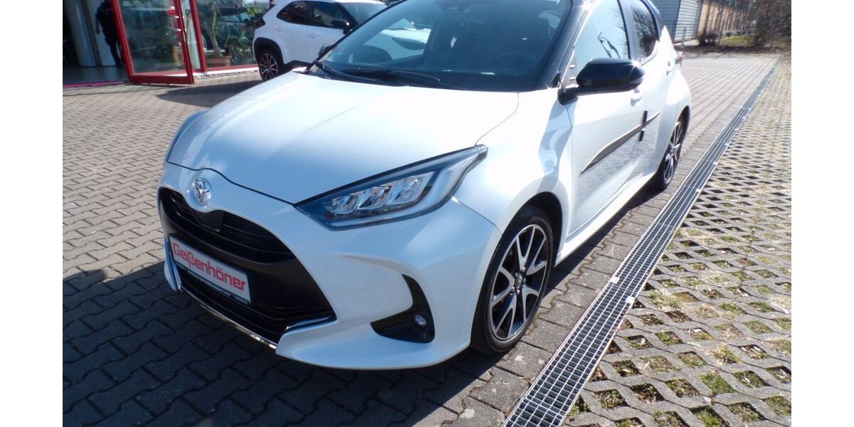 Toyota Yaris 15.728 km 18.990 &euro; Suhl 98529