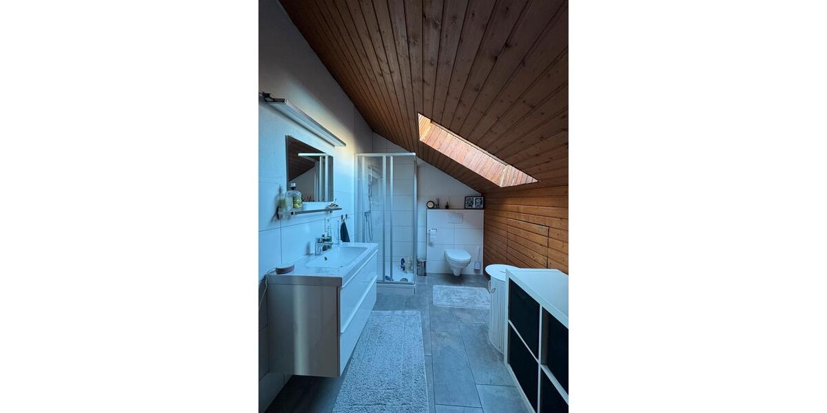 Dachgeschoßwohnung Regensburg Galgenberg - 1.5 Zimmer, 50 m&sup2;, 850&euro; | Angebot:26050548