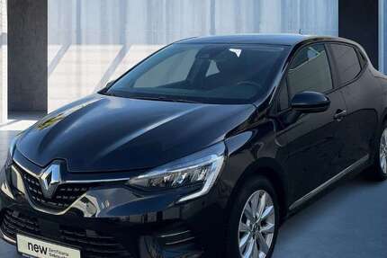 Renault Clio 2.656 km 11.690 € Berlin 12099