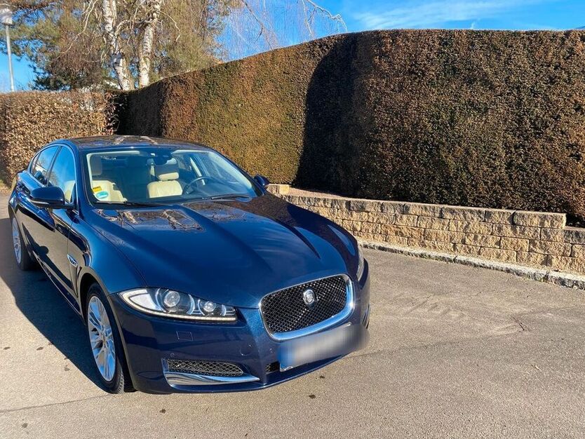 XF