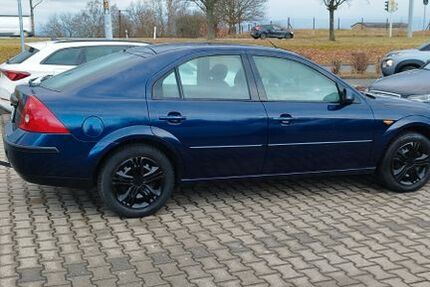 Ford Mondeo 173.150 km 800 &euro; Zwickau 08066