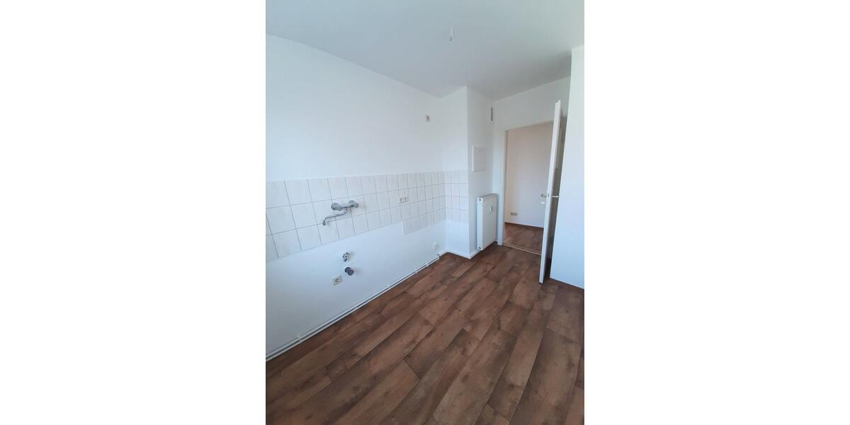 Etagenwohnung Löbau - 3 Zimmer, 66 m&sup2;, 444&euro; | Angebot:26688125
