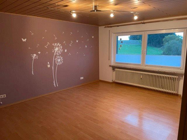 Etagenwohnung Dickenschied - 4 Zimmer, 144 m&sup2;, 890&euro; | Angebot:26680927