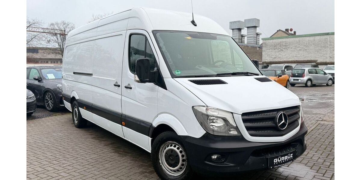 Mercedes-Benz Sprinter 185.000 km 16.900 &euro; Wiesbaden 65201