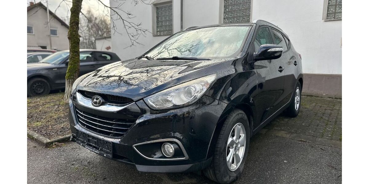 Hyundai ix35 185.000 km 3.699 &euro; Lebach 66822