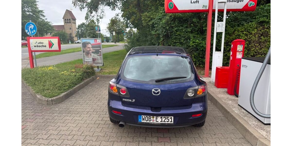 Mazda 3 150.000 km 2.300 &euro; Lehre 38165