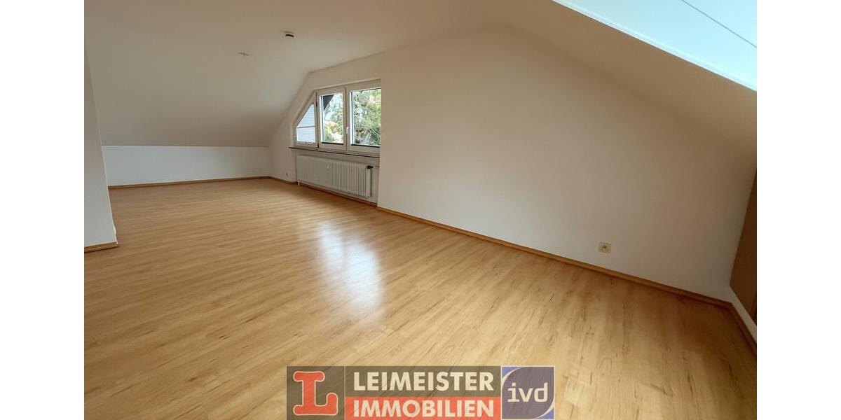 Ruhige teilrenovierte 3-Zi.-Wohnung mit SONNIGEM BALKON & BLICK INS GRÜNE 3 zimmer