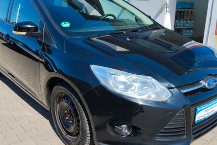 Ford Focus 187.919 km 3.499 &euro; Jade 26349