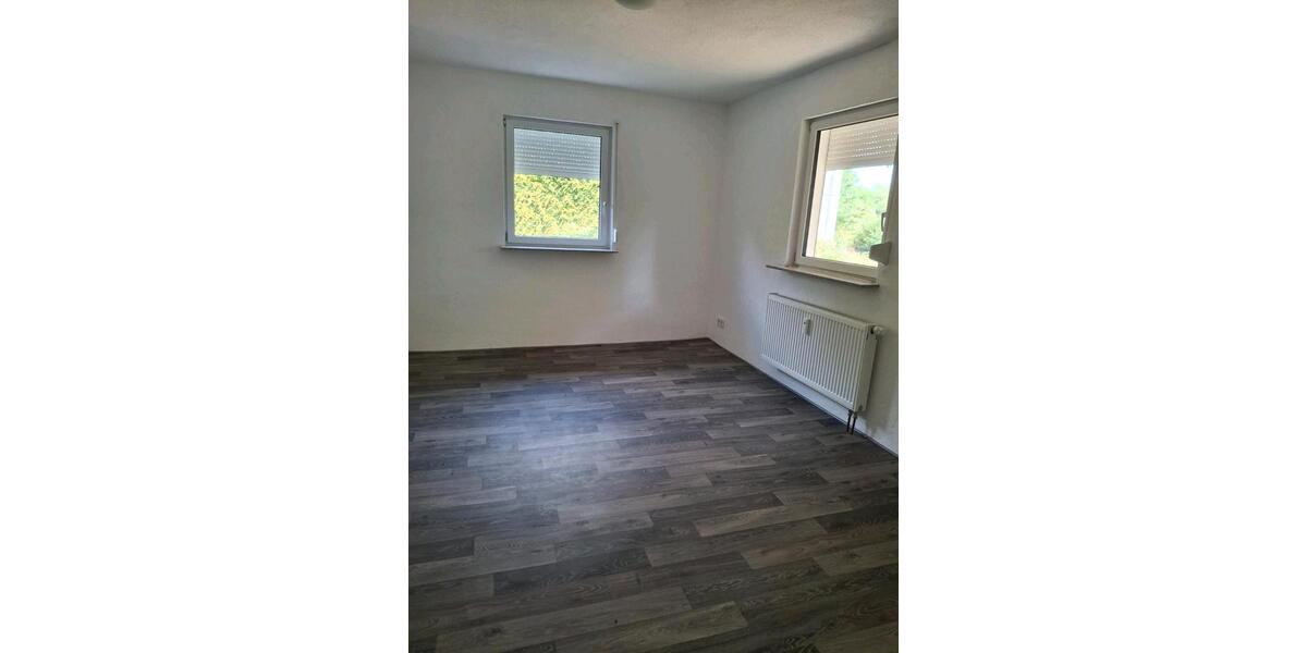 Erdgeschoßwohnung Göppingen - 4 Zimmer, 90 m&sup2;, 440.000&euro; | Angebot:27118155
